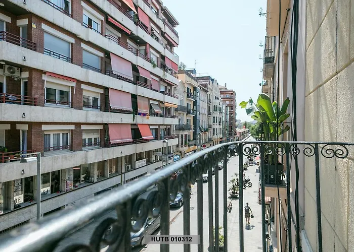 Alcam Glorias شقة *